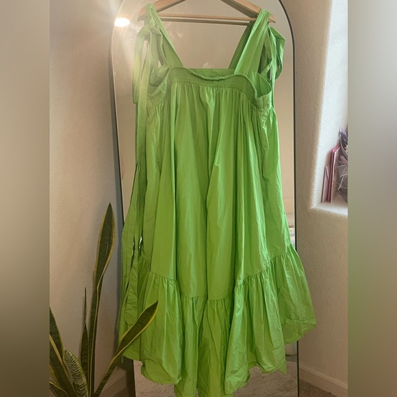 Lime green dress - Picture 6 of 6